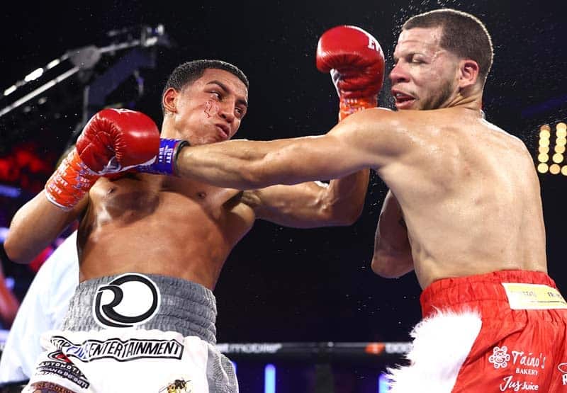 Omar Rosario of Puerto Rico (L) got the unanimous decision over Julio Rosa. Photo: Mikey Williams/Top Rank Inc via Getty Images Edgar Berlanga