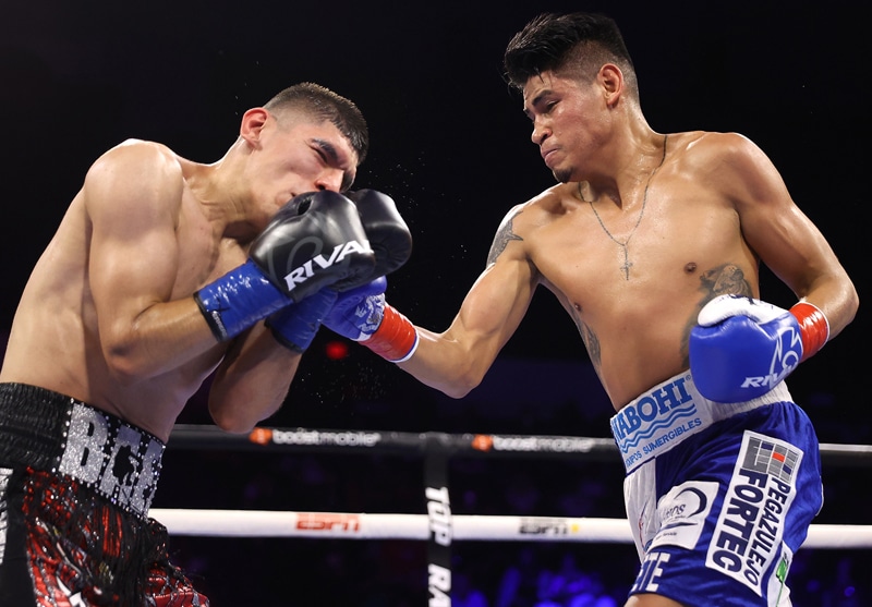 Navarrete vs Baez Fight Results: Navarrete Ends It In Six