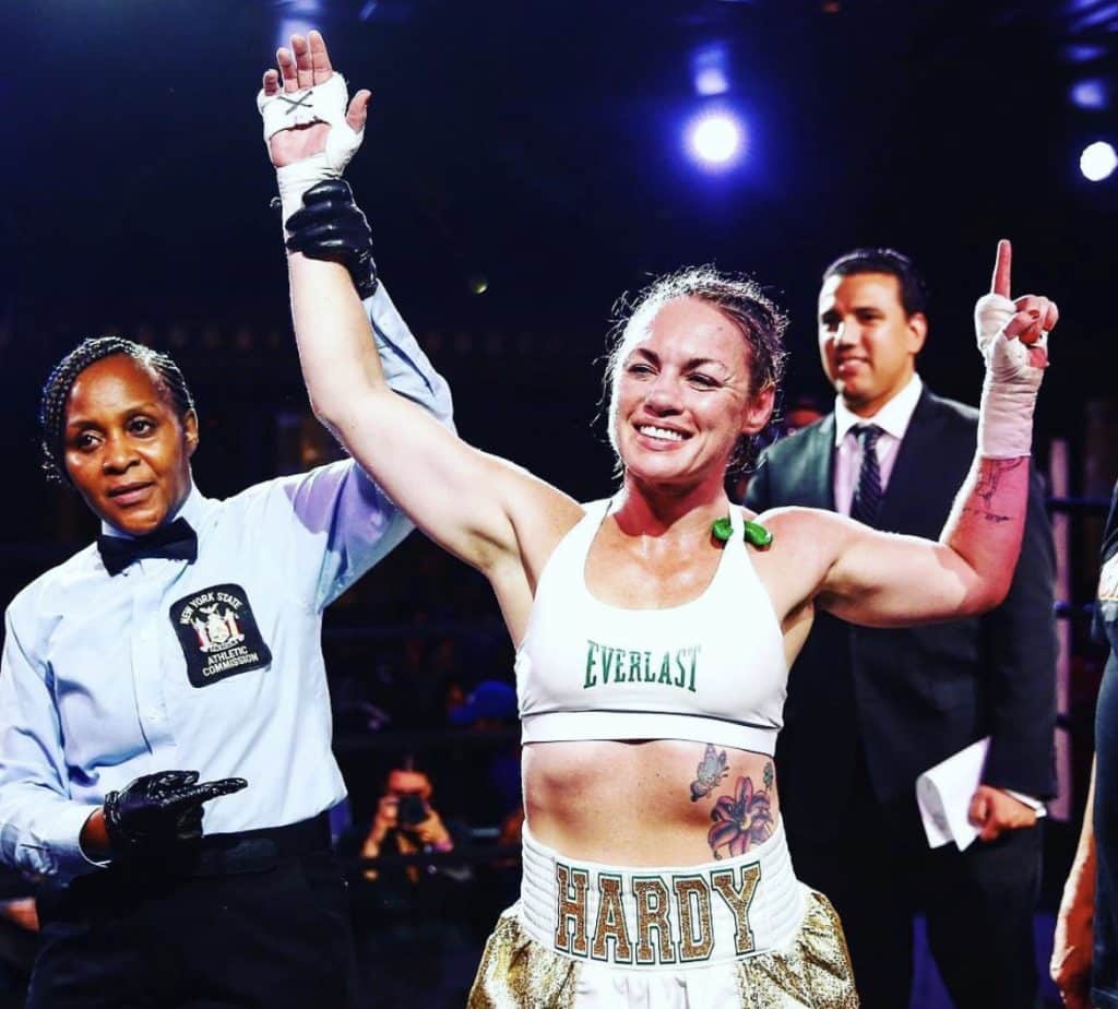 Heather Hardy Gets The Win - NY FIGHTS