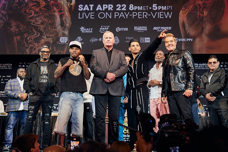 Modern boxing news conferences are a show, not a Q&A for reporters. Photo: Esther LIn, Showtime Boxing