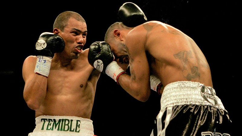 Jose Luis Castillo got his revenge against Diego Corrales in their second fight - at a heavier weight. Photo: Tom Casino, Showtime Crawford Spence 2