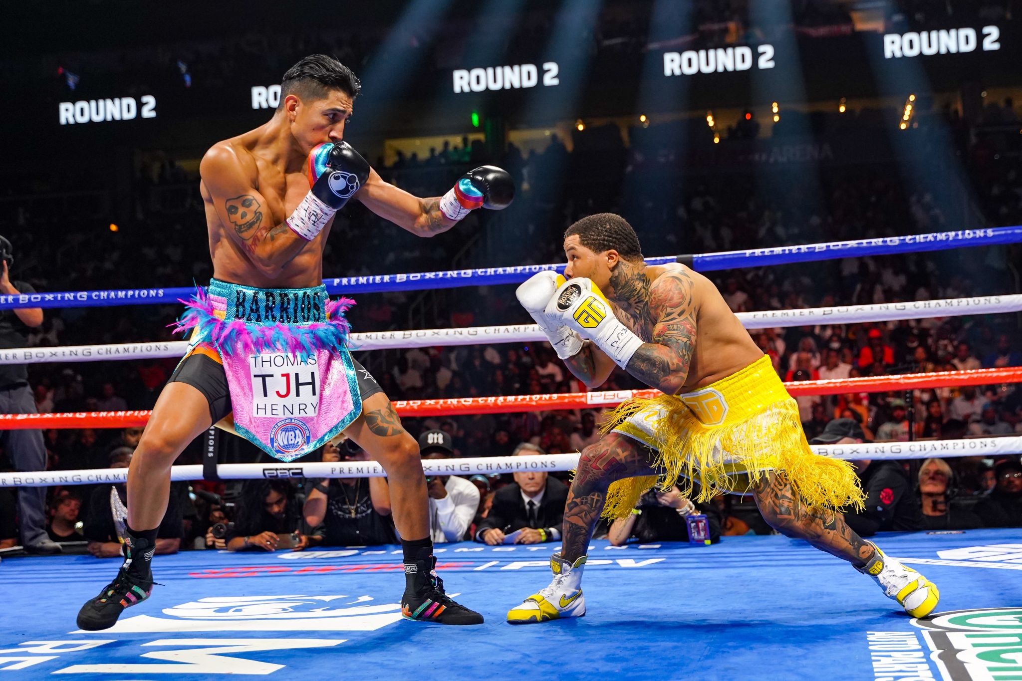 Barrios vs Maidana Purse