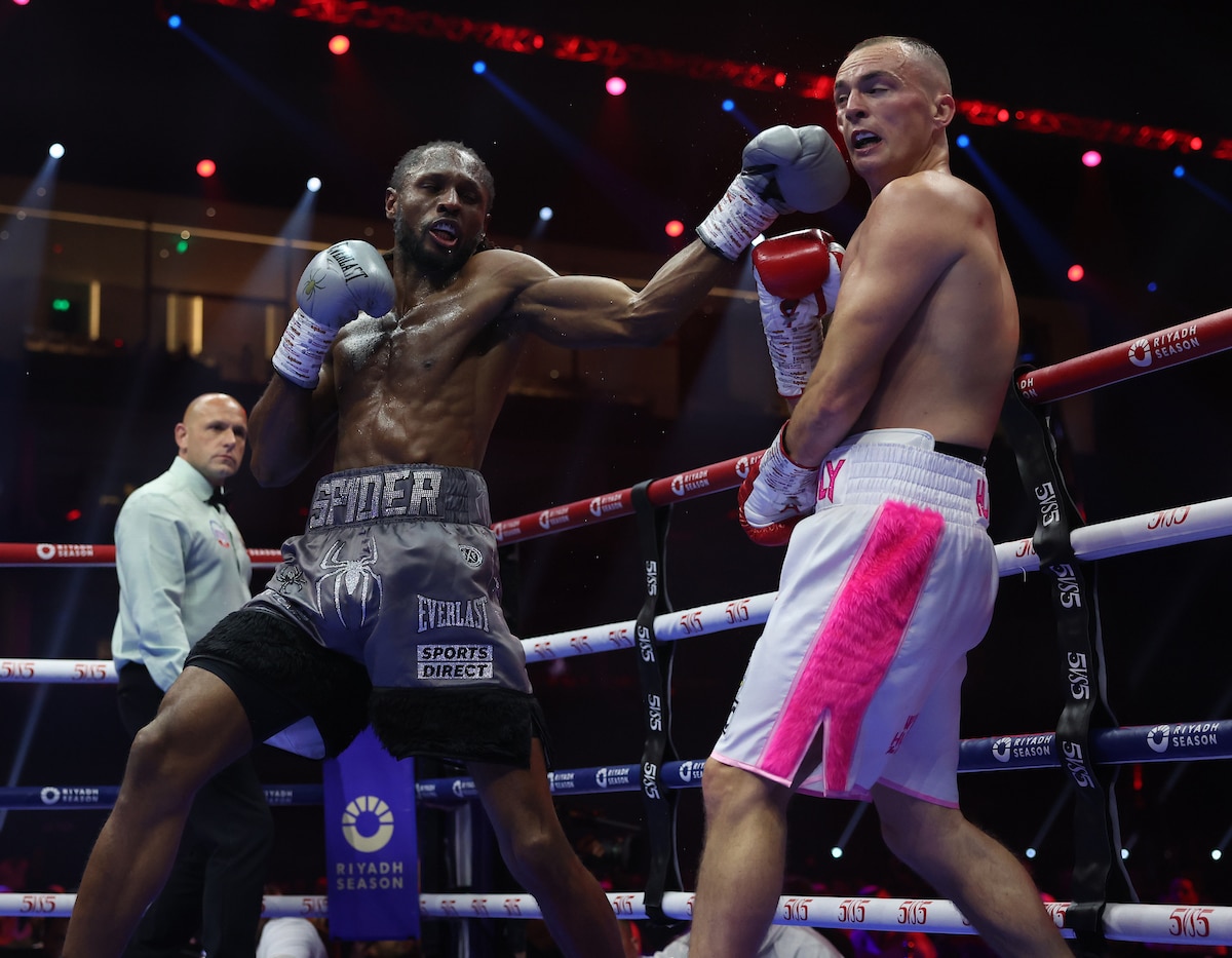 Craig Richards has bounced back with a win since his narrow loss to Willy Hutchinson. Photo: Mark Robinson, Matchroom Boxing