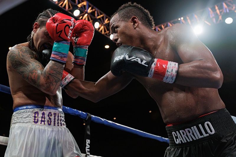 Juan Carrillo dominated Lenin Castillo to win a unanimous decision and the IBF Light Heavyweight Latino title. Photo: Jesus Muriel Joshua Pagan