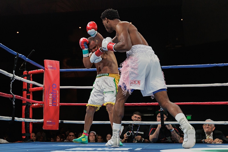 Da’Velle Smith needed just one round for a TKO win. Photo: Jesus Muriel Joshua Pagan