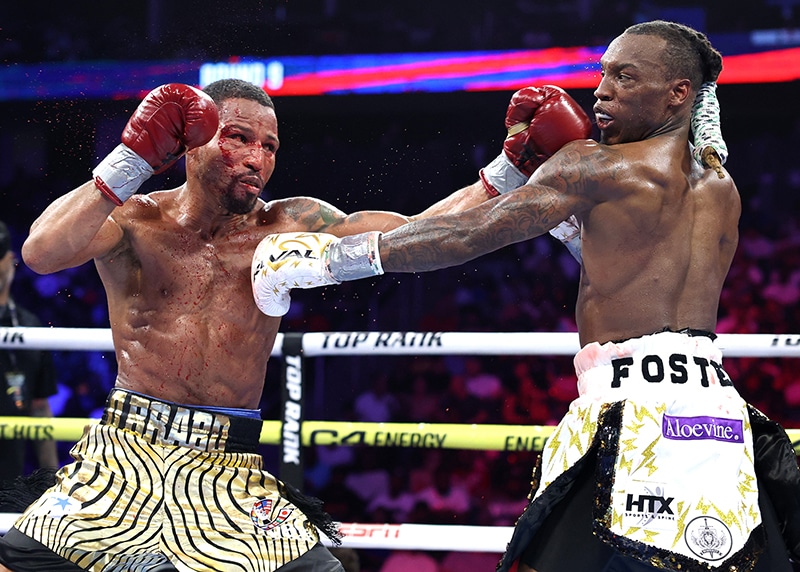 Calling a fight's outcome a "robbery" is rarely justified, but most observers felt O'Shaquie Foster had won a decision over Robson Conceição. Photo: Mikey Williams, Top Rank Boxing Conceição vs Foster 2