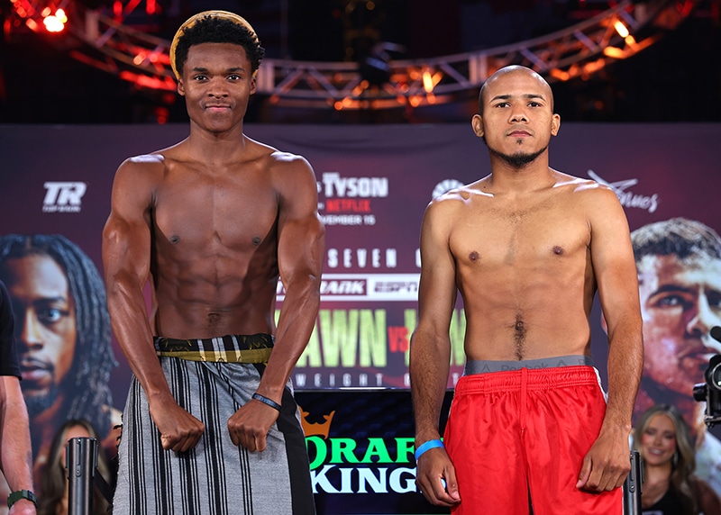 Abdullah Mason would be a lock for Prospect of the Year with a win tonight over Yohan Vasquez. Photo: Mikey Williams, Top Rank Boxing Keyshawn Davis