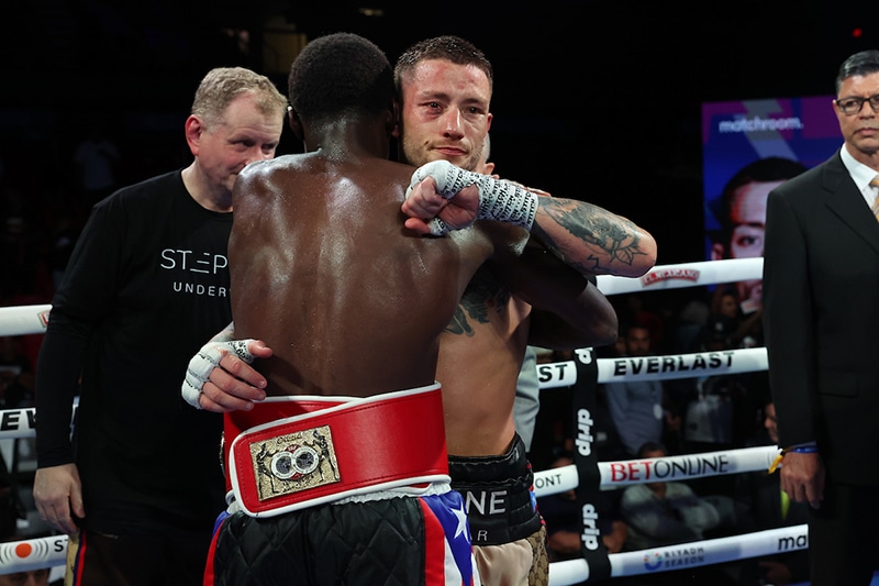  Liam Paro congratulates Richardson Hitchins, making no excuses for his loss. Photo: Melina Pizano, Matchroom