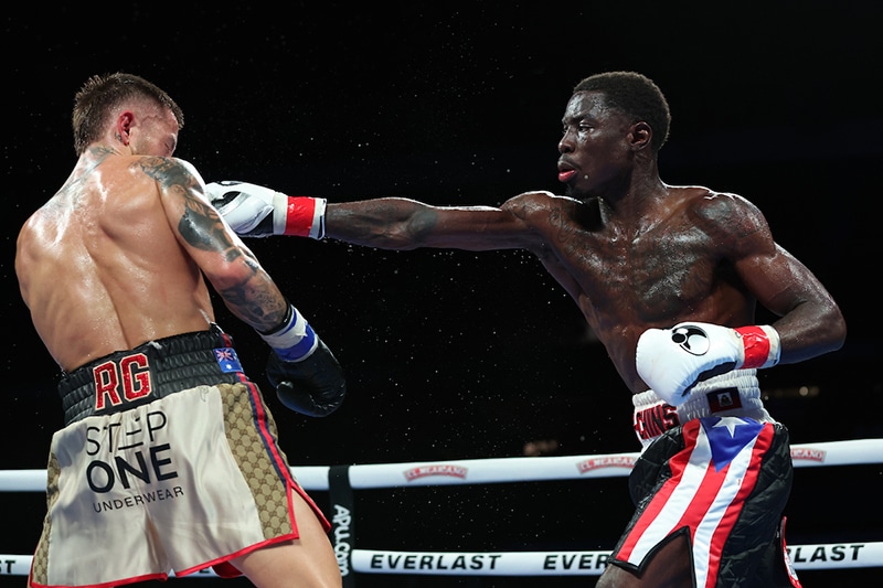 Richardson Hitchins listened and followed the guidance from his corner to step up the pace after the fourth round. Photo: Melina Pizano, Matchroom