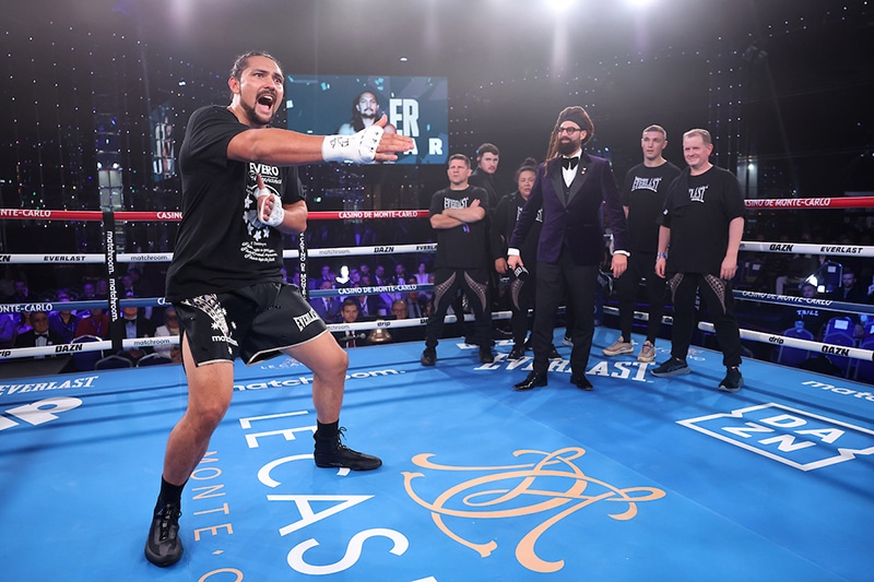 Teremoana celebrates his win by performing the Pe'e Haka, from his native Cooke Islands. Photo: Mark Robinson, Matchroom Boxing.  