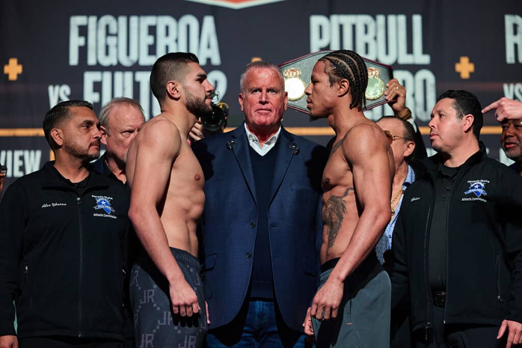 Jesus Ramos takes on former unified champion Jeison Rosario at middleweight. it's a must win for Rosario. Photo: Esther Lin, Premier Boxing Champions