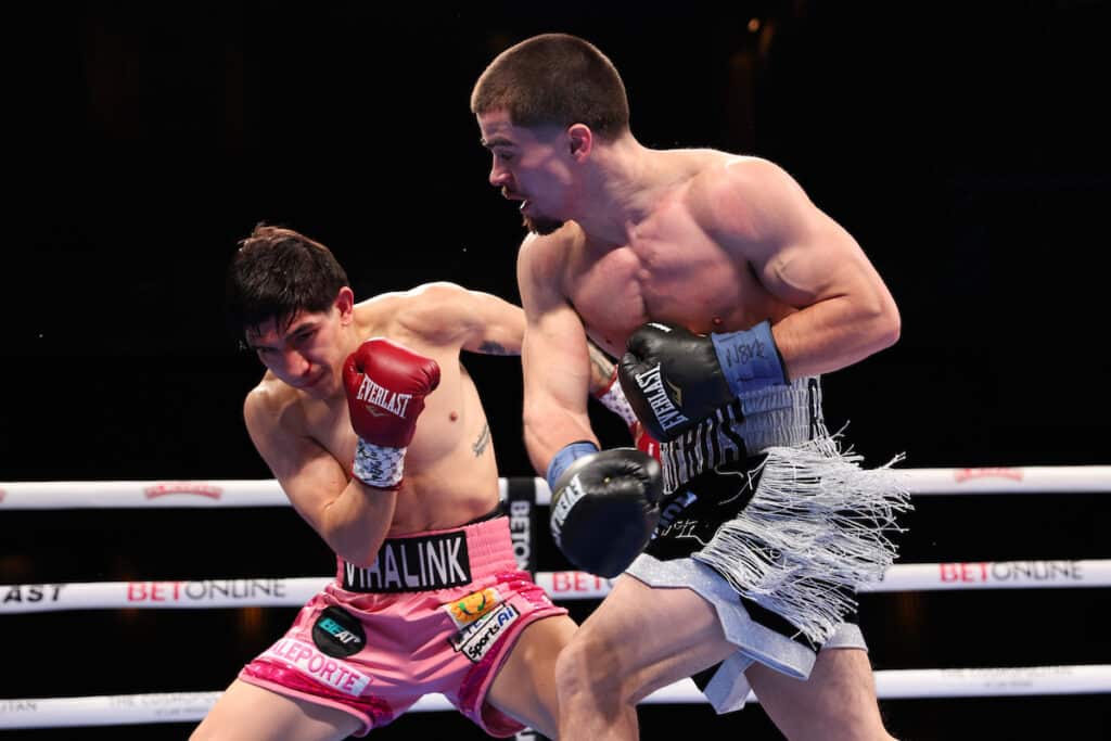 Harley Mederos won his first fight for Matchroom Boxing with a first round TKO over Arturo de Isla. Photo: Melina Pizano/Matchroom