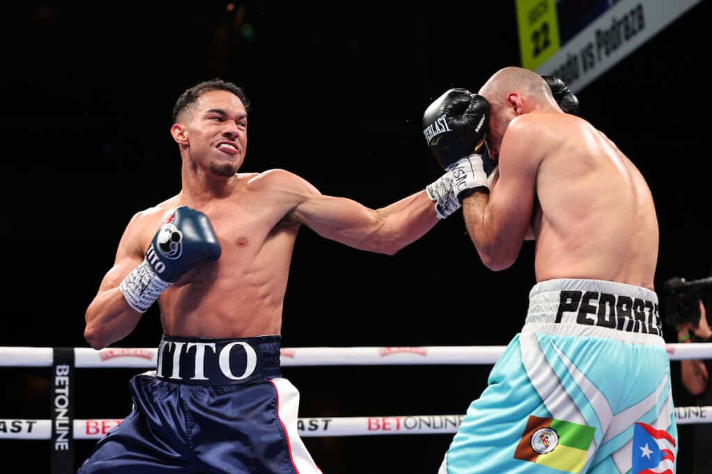 Ernesto "Tito" Mercado showed no mercy to veteran Jose Pedraza, punishing him for four rounds. Photo: Melina Pizano/Matchroom