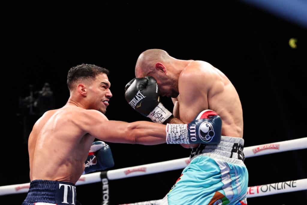 Tito Mercado is known for his body attack, but it was a right to the temple that got the job done. Photo: Melina Pizano/Matchroom