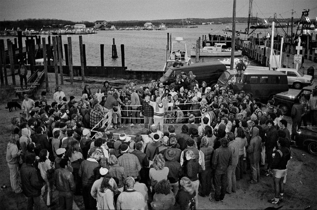 Ring announcer Rick Reilly with referee Charlie Kelly, addressing the crowd at the famed Montauk Dock Fights. Photo: Tom Watson