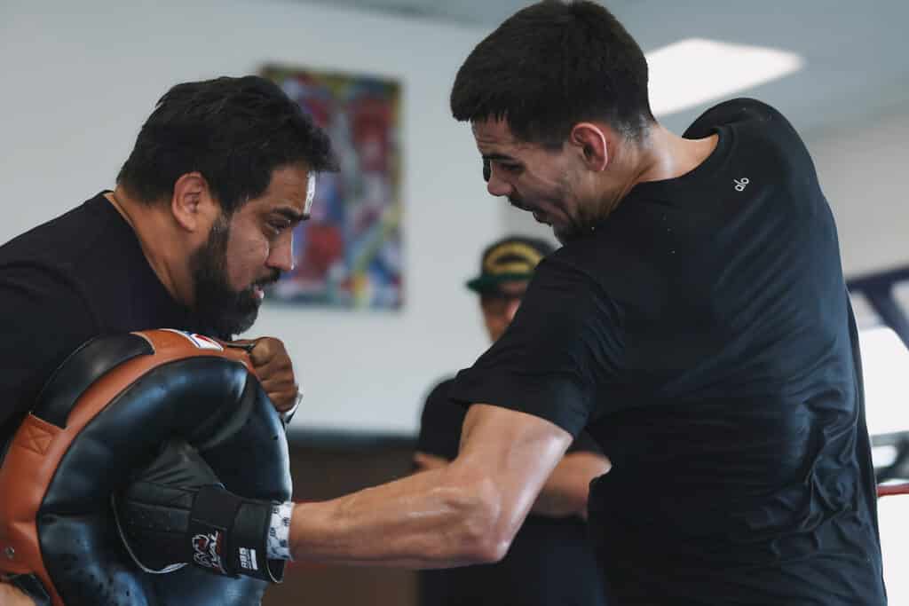 Diego Pacheco is only gaining in strength as he progresses toward a title fight opportunity. Photo: Melina Pizano, Matchroom