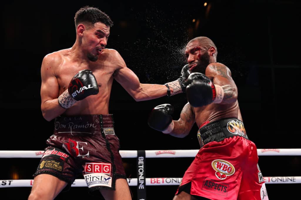 Steve Nelson weathered the storm of power shots from Diego Pacheco, forcing him to box smart to win by decision. Photo: Melina Pizano/Matchroom