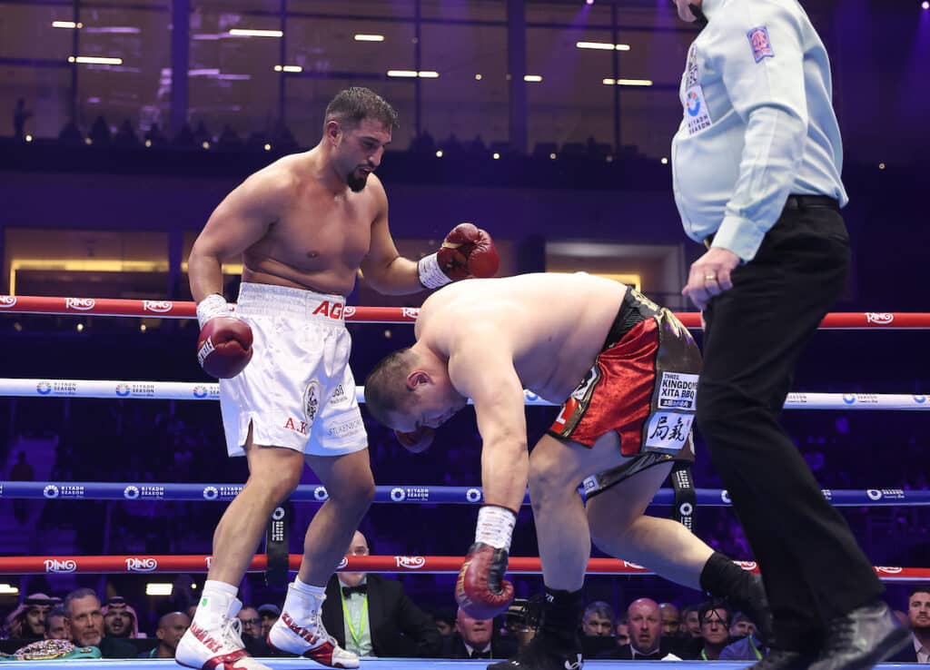 Agit Kabayel stopped Zhilei Zhang in round six to win the interim WBC World Heavyweight title. Photo: Mark Robinson, Matchroom Boxing 