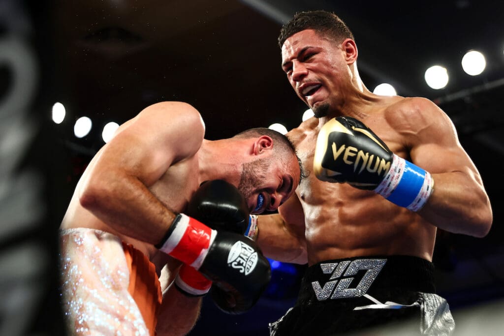 Jamaine Ortiz put in ten solid if less than exciting rounds against Yomar Alamo at Caribe Royale in Orlando, Florida. Photo: Melina Pizano, Matchroom Ammo Williams, Omari Jones