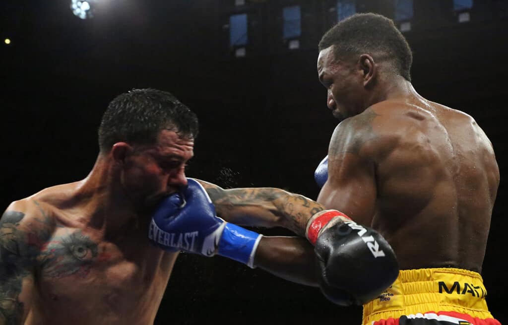 Subriel Matias thoroughly battered Gabriel Valenzuela. Photo: Esdel Palermo, Salita Promotions