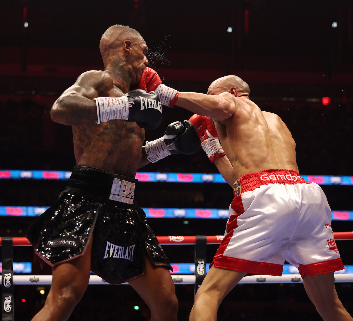 Chris Eubank Jr. and Conor Benn kept up the furious pace in the later rounds. Photo: Mark Robinson, Matchroom Boxing