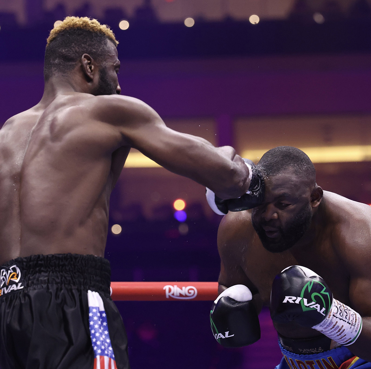 Efe Ajagba got out to an early lead, but Martin Bakole hung tough, ending their fight in a draw. Photo: Leigh Dawney/Queensberry.