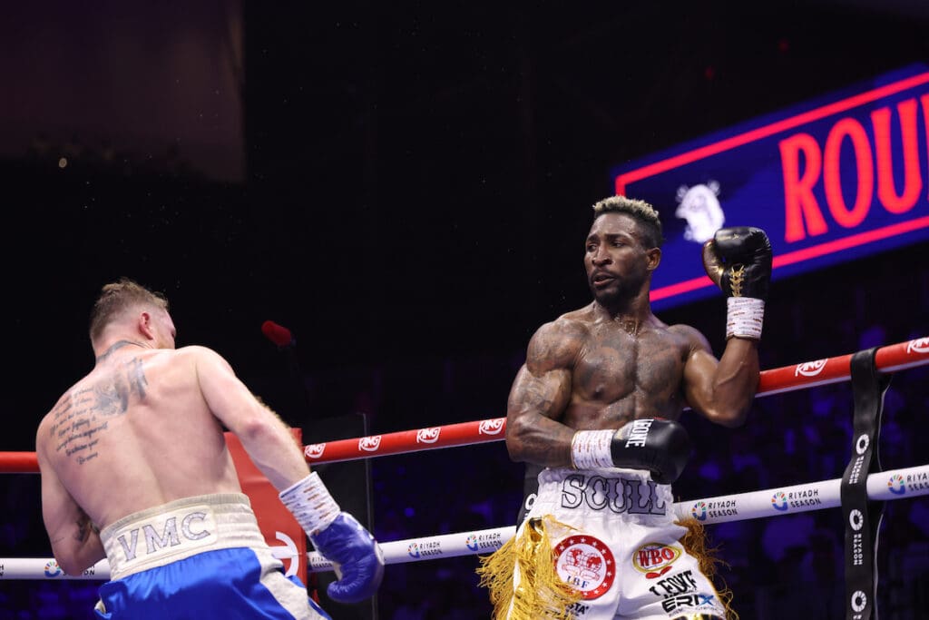 Canelo Alvarez was frustrated by William Scull's evasive tactics. Photo: Leigh Dawney/Queensberry
