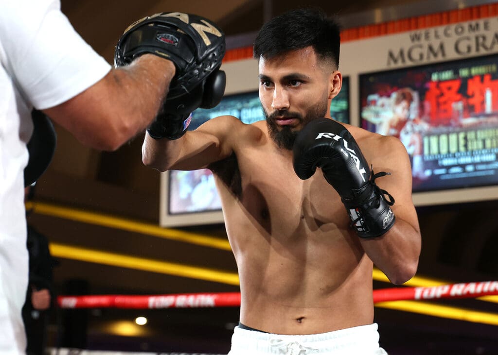 Ramon Cardenas has the right attitude: nothing to lose taking on Naoya Inoue. Photo: Mikey Williams, Top Rank Boxing