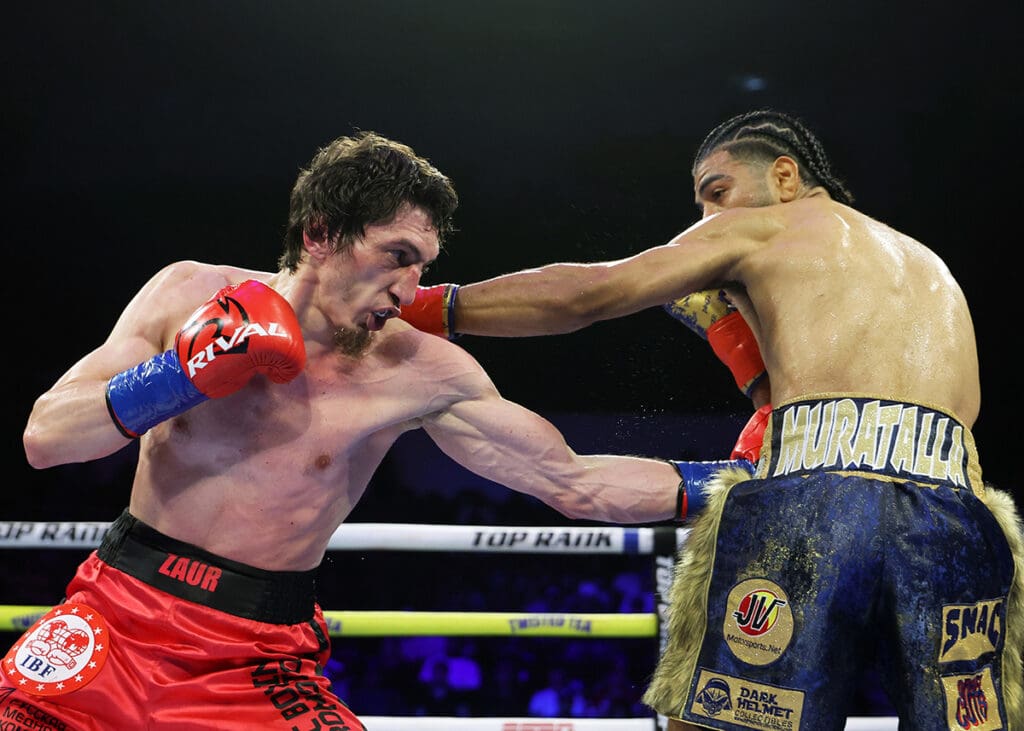 Zaur Abdullaev picked up the pace in the final rounds, but it wasn't enough to threaten Raymond Muratalla. Photo: Mikey Williams, Top Rank Boxing