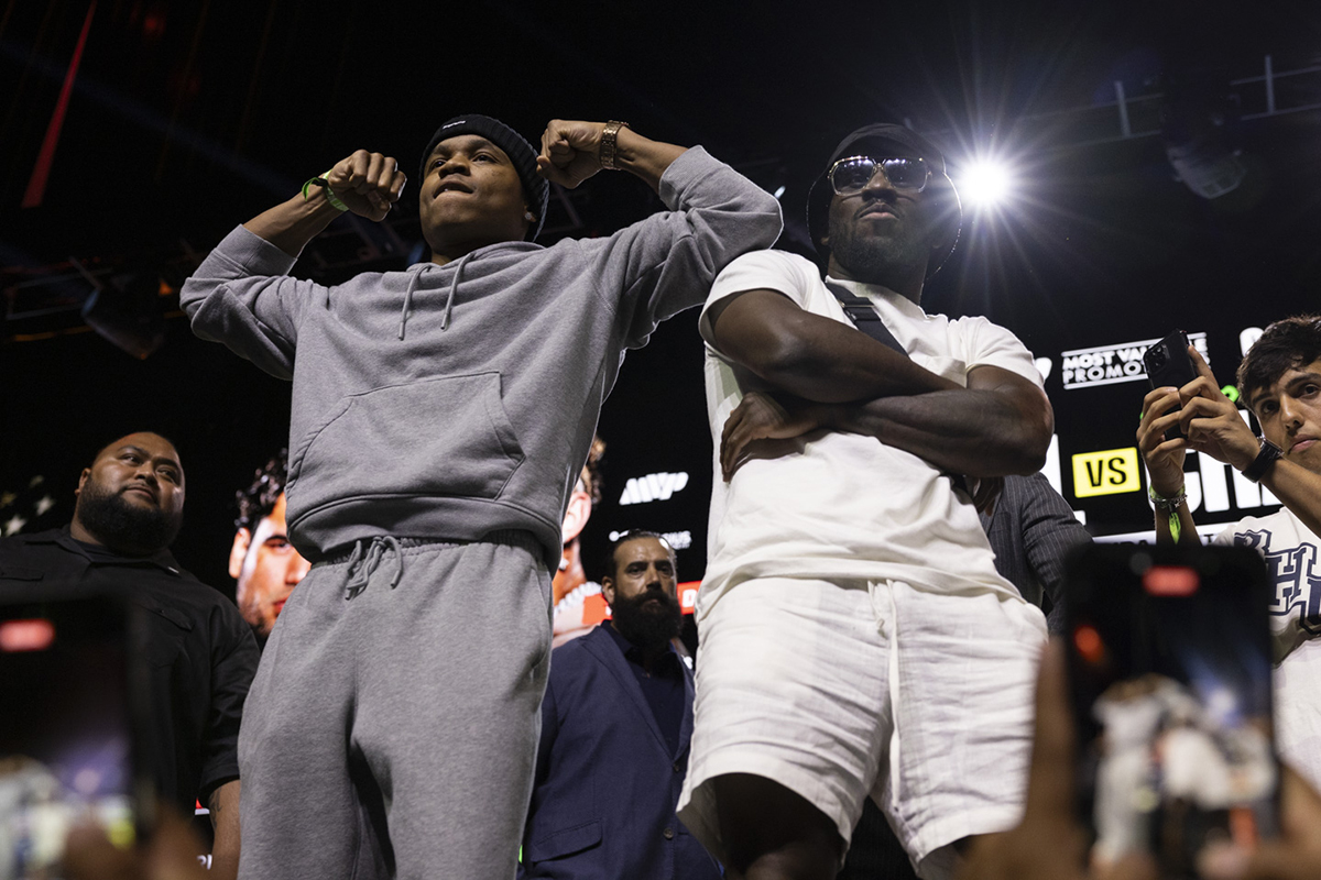 Floyd Schofield and Tevin Farmer both badly need a victory on Saturday. Photo: Esther Lin, Most Valuable Promotions