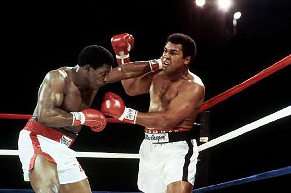 Trevor Berbick vs Muhammad Ali in Nassau, Bahamas on December 11, 1981. Photo: John Iacono via BoxRecWiki