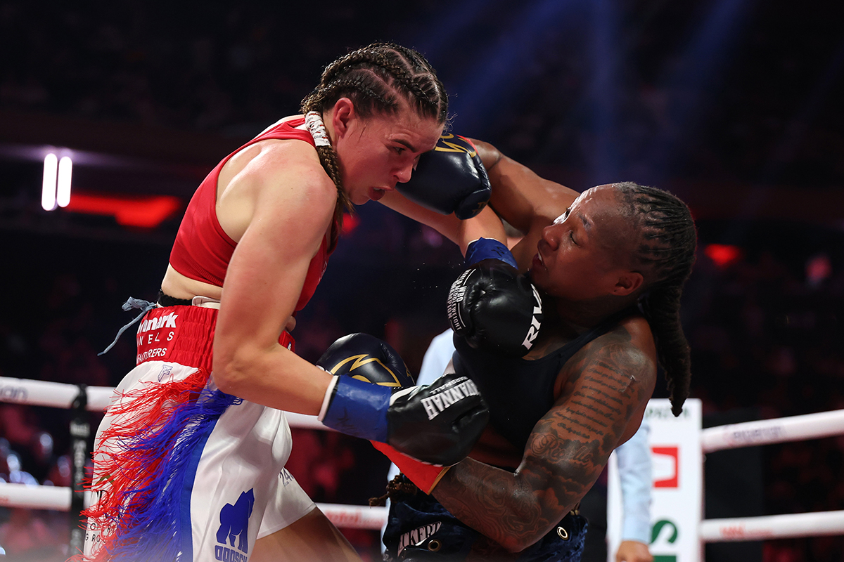 Savannah Marshall told Shadasia Green she's the hardest puncher she ever faced, including Claressa Shields. Photo: Al Bello/Getty Images for Netflix