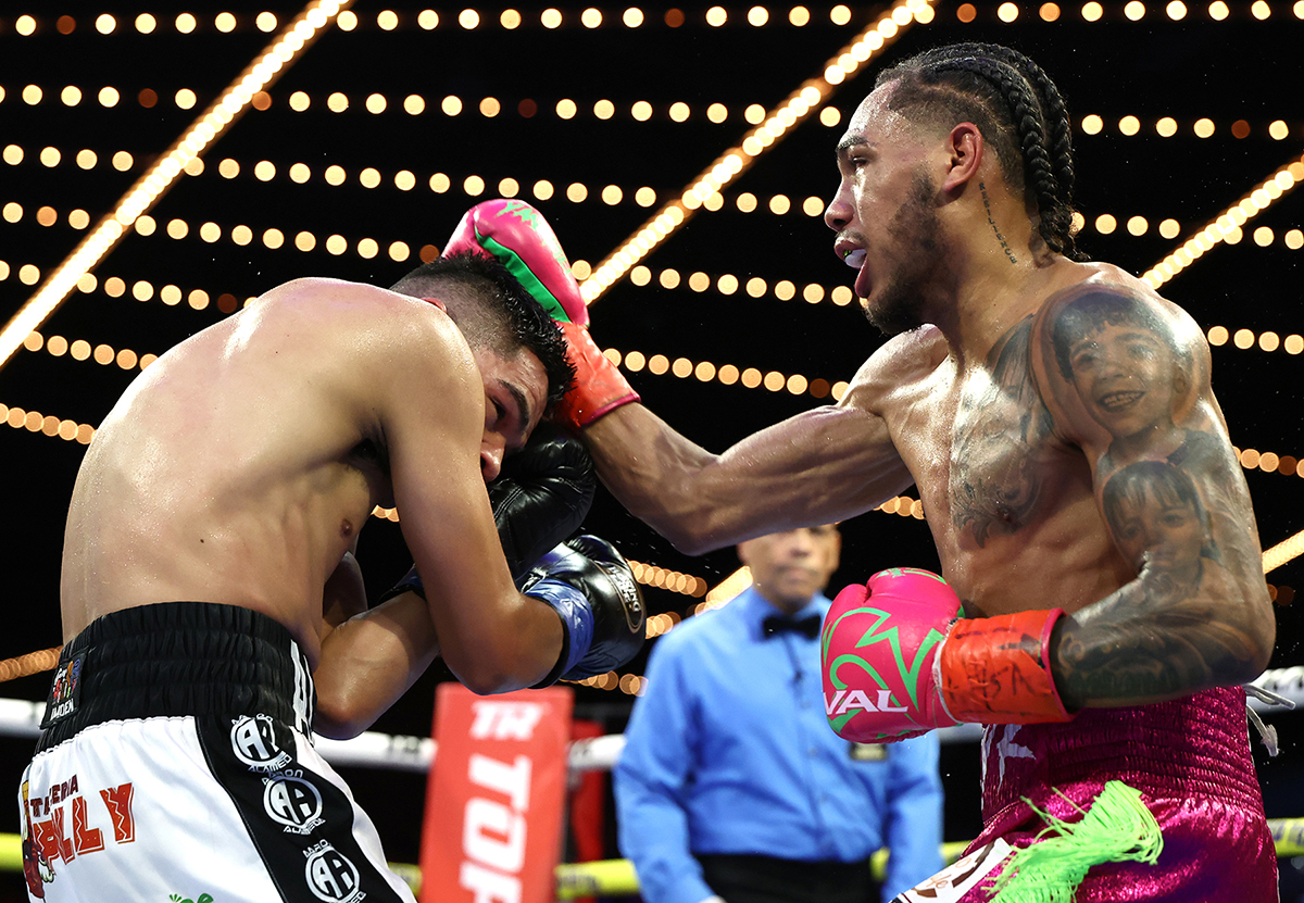 Yan Santana is quietly rolling up an impressive record. Photo: Mikey Williams, Top Rank Boxing