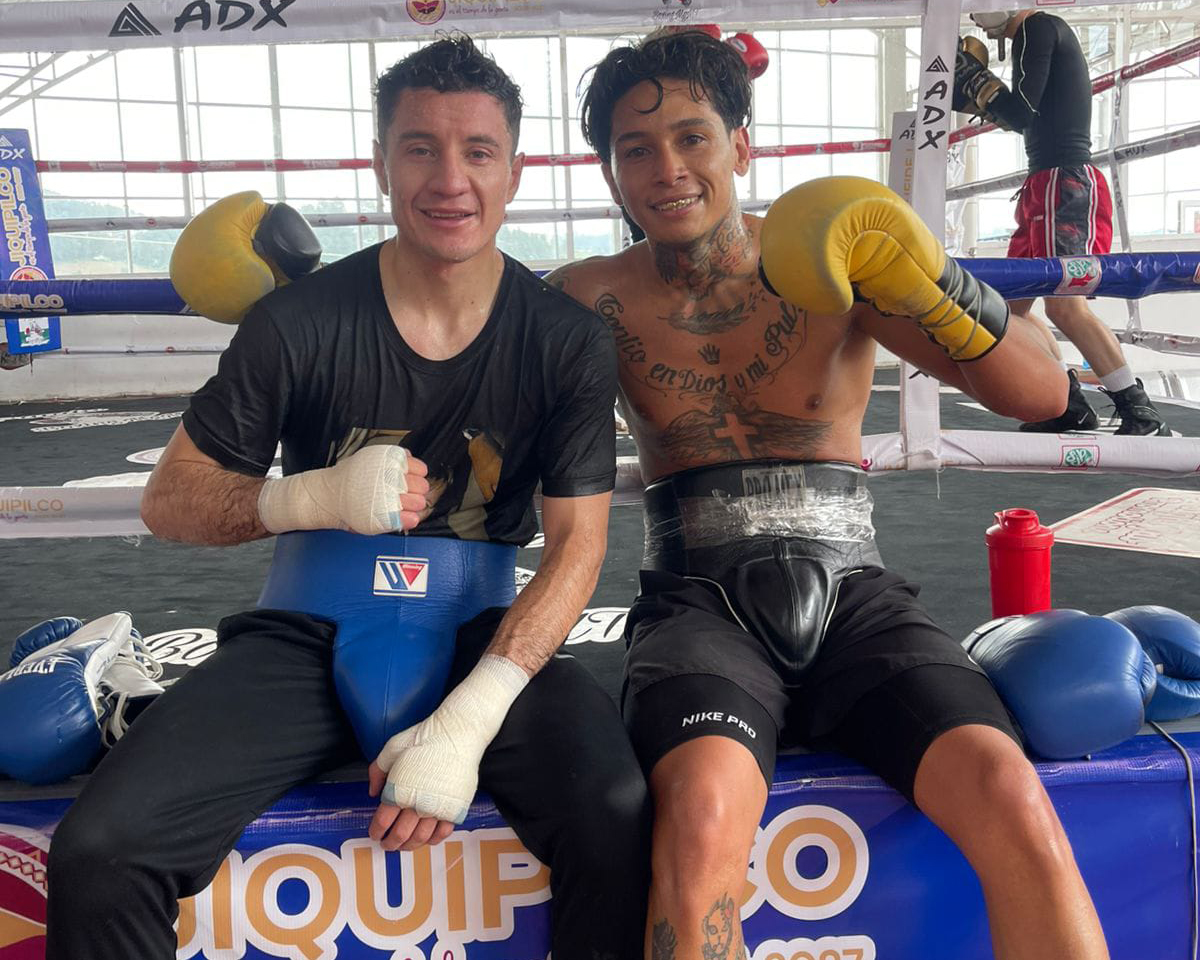 William Zepeda during his final week of training camp, sparring with Manuel Rangel who played the role of Shakur Stevenson. Photo: Coach James Gogue via X/Twitter