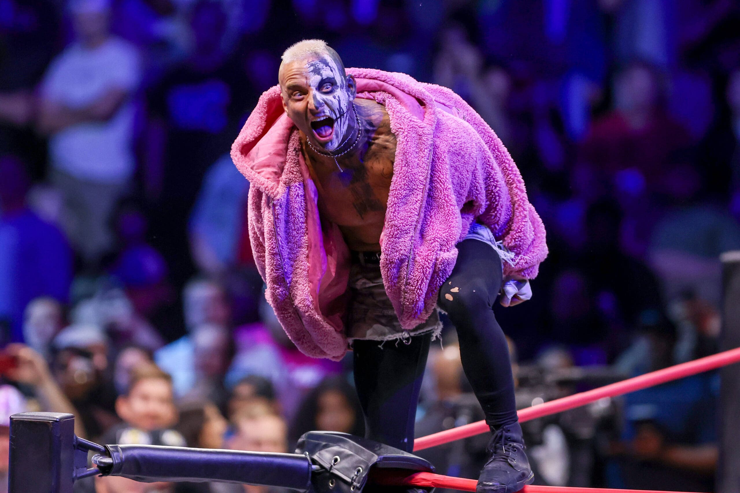 WWE Fans React After AEW ‘Steal’ Je’Von Evans Spot On Dynamite Episode
