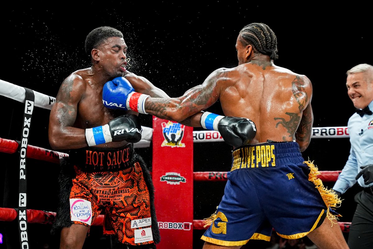Weekend Worldwide Boxing Recap: Clavel Wins Title, Lopez Scores KO