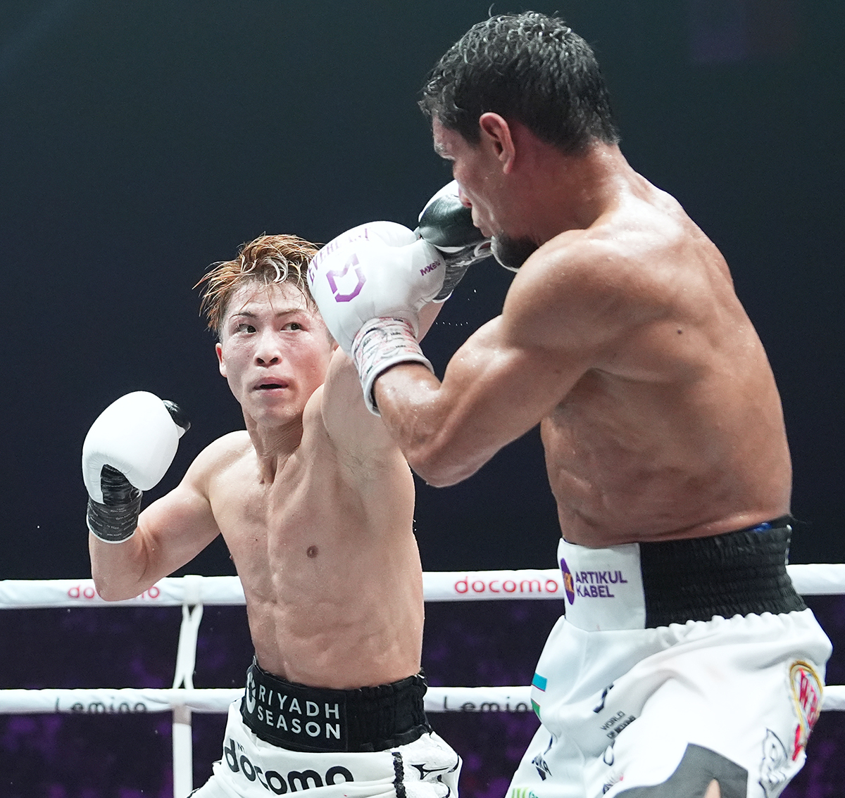 Naoya Inoue's game plan was to outbox Murodjon Ahkmadaliev, and he did it with ease. Photo: Naoki Fukuda, Top Rank