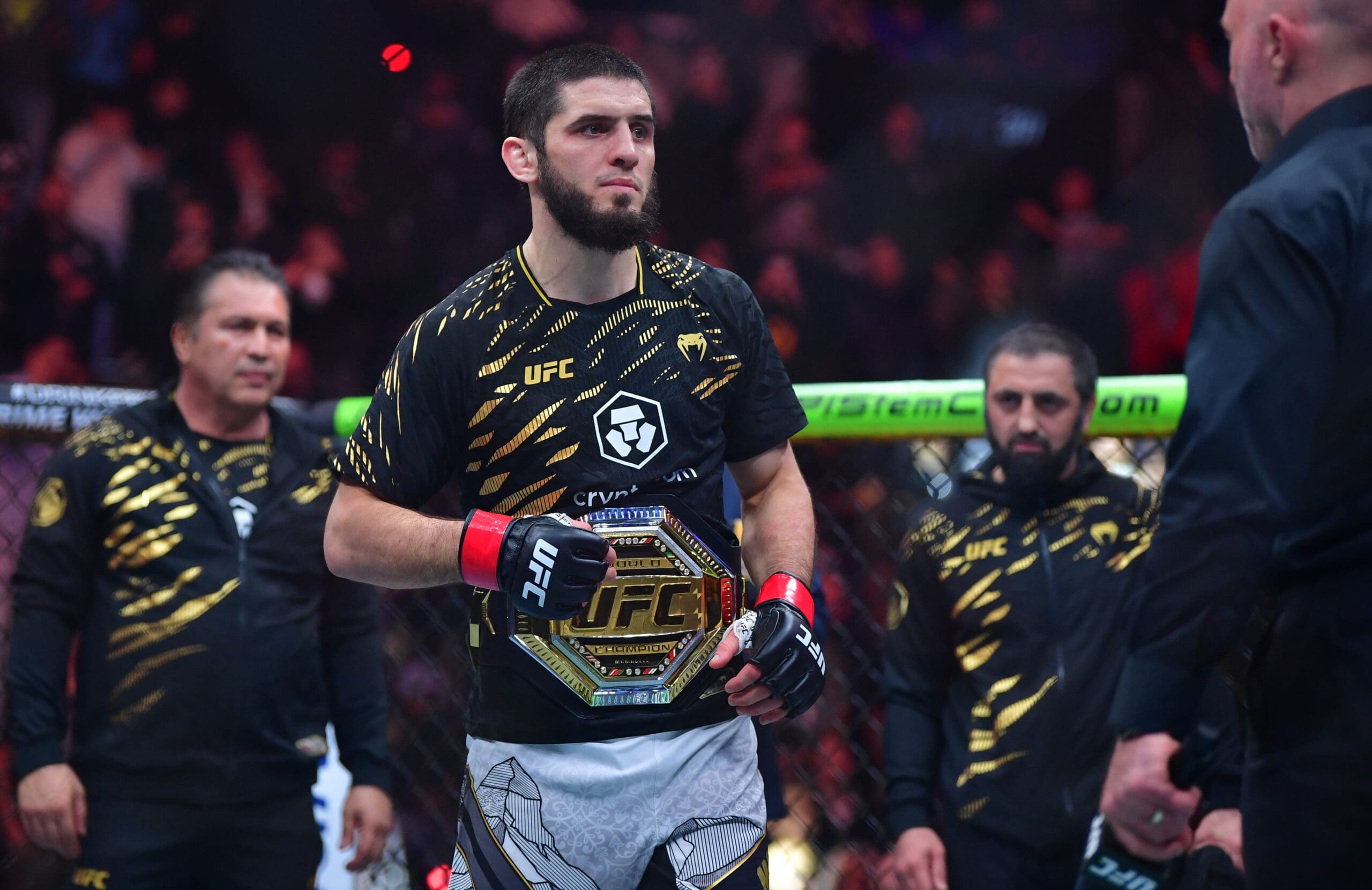 Islam Makhachev Fires a Chilling Warning at Jack Della Maddalena Ahead of Their UFC 322 Title Clash