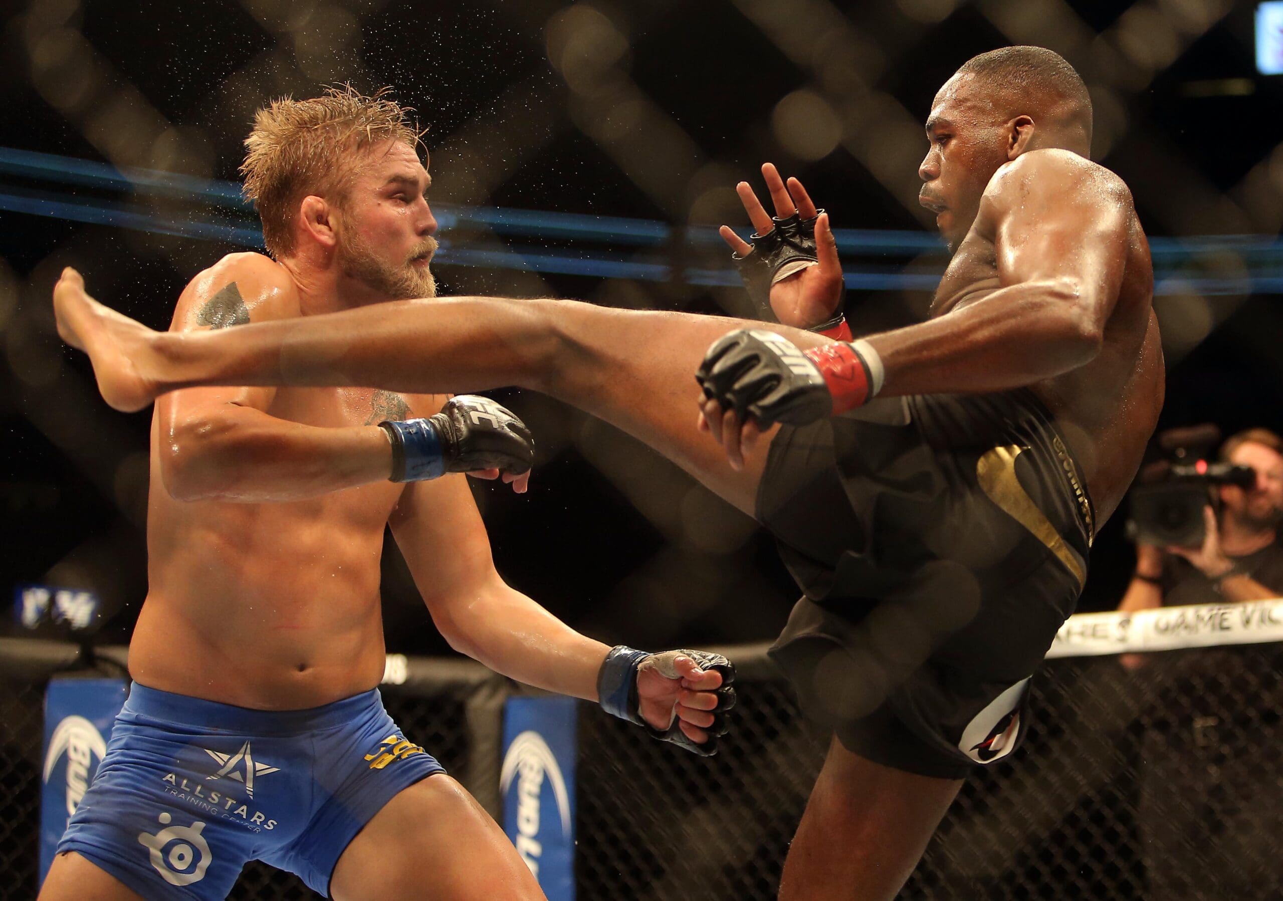 Jon Jones vs. Alexander Gustafsson