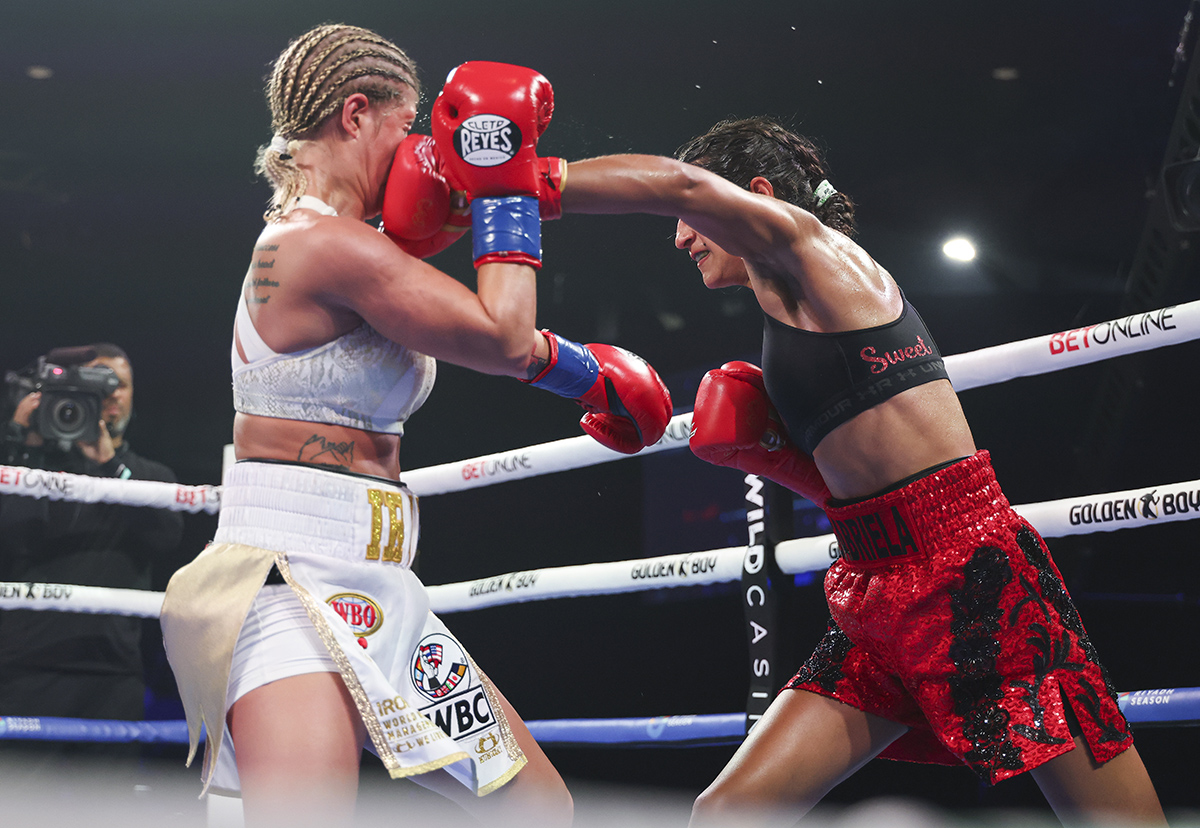 Alexas Kubicki put up a brave effort against Gabriela Fundora. We'll see what she learned from it. Photo: Golden Boy Boxing