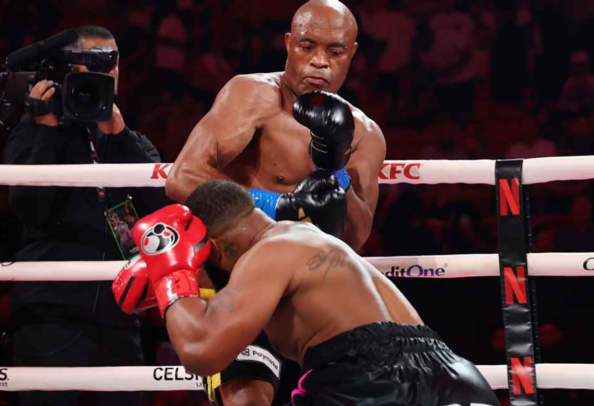 Anderson Silva got his revenge over Tyron Woodley with a second round knockout win. Photo: Ed Mulholland, Getty Images for Netflix
