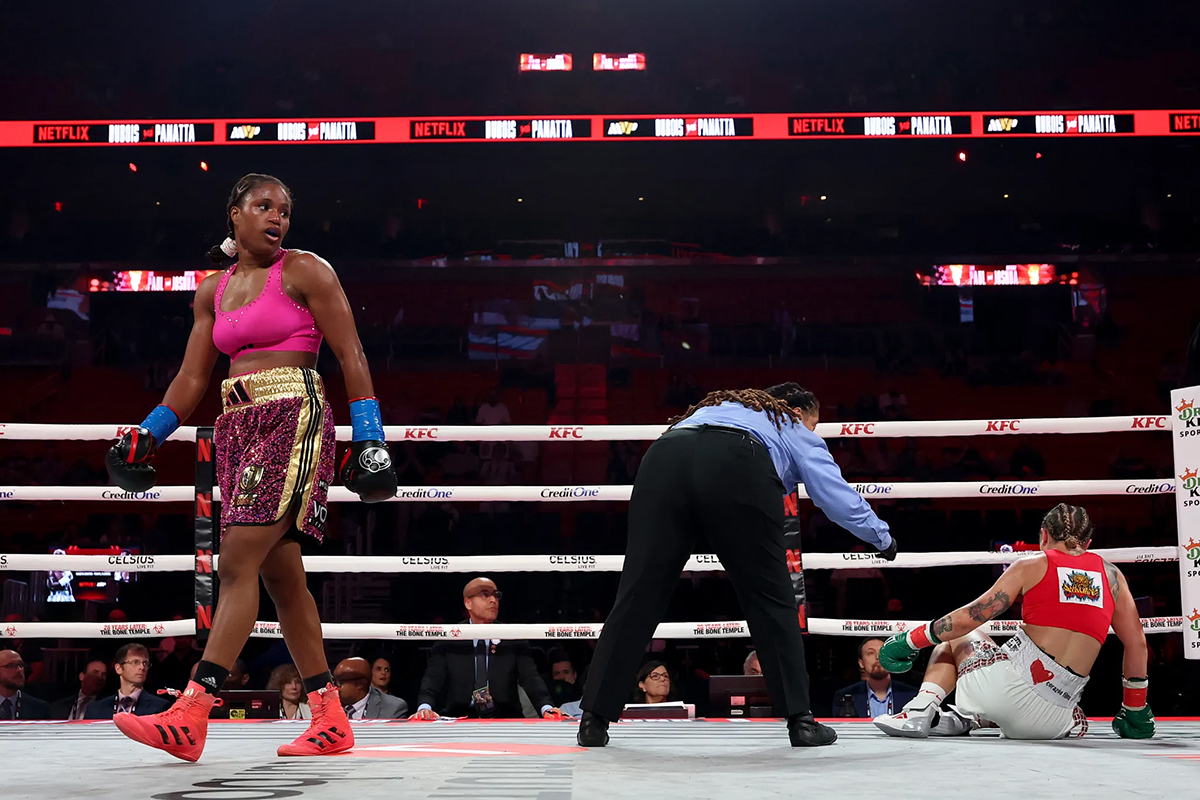 Caroline Dubois scored a knockdown in her American debut, going on to dominate a tough Camilla Panatta of Italy. Photo: Carmen Mandato/Getty Images for Netflix