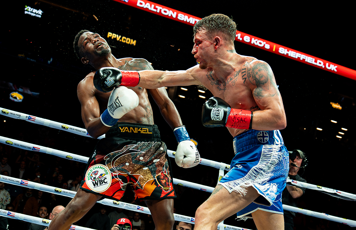 A brilliant series of right hands by Dalton Smith dropped Subriel Matias for the victory and WBC World Super Lightweight championship. Photo: Mohsin Hussain, Matchroom Boxing