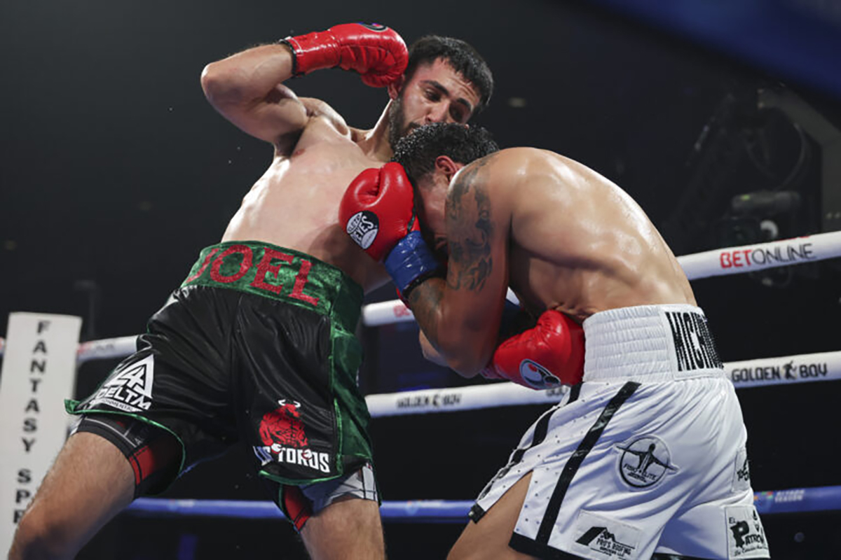 Joel Iriarte is a serious problem for his opponents in the welterweight division. Photo: Golden Boy Boxing