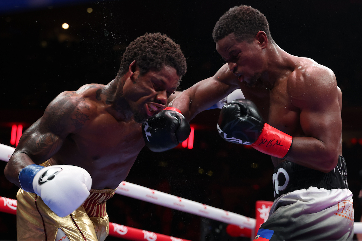 Wendy Toussaint did his best as a late replacement, but Austin "Ammo" Williams was far better prepared and accurate. Photo: Cris Esqueda, Matchroom Boxing