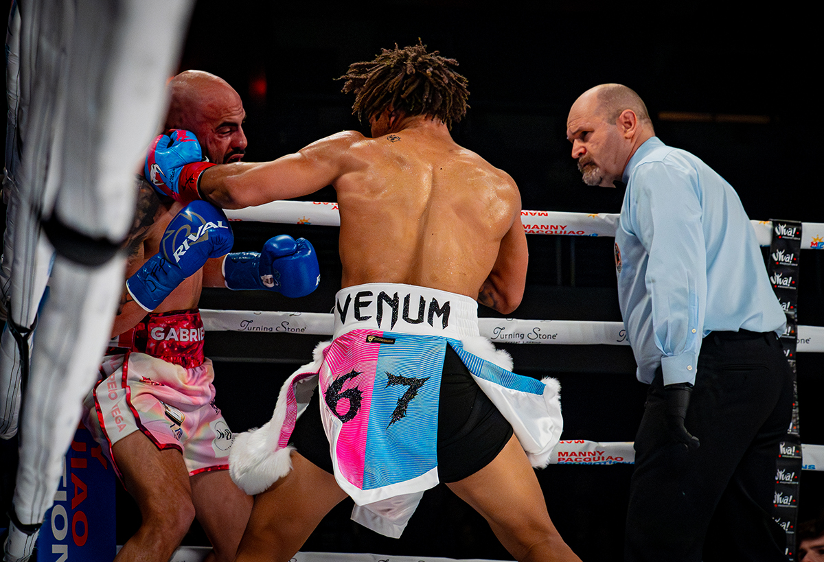 Curmel Moton put in a sharp performance, and hopes he might appear on a future Floyd Mayweather fight card. Photo: Manny Pacquiao Promotions Lorenzo Parra