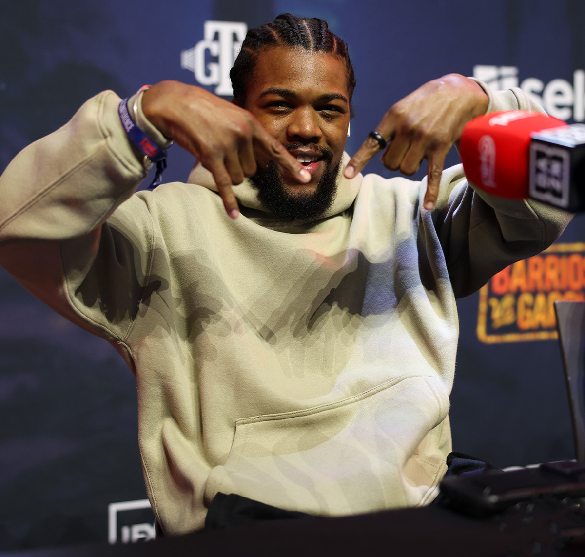 Gary Antuanne Russell had to carry the interviews on Thursday due to visa problems for opponent Andy Hiraoka. Hiraoka finally made it to Las Vegas late Wednesday. Photo: Cris Esqueda, Golden Boy Boxing