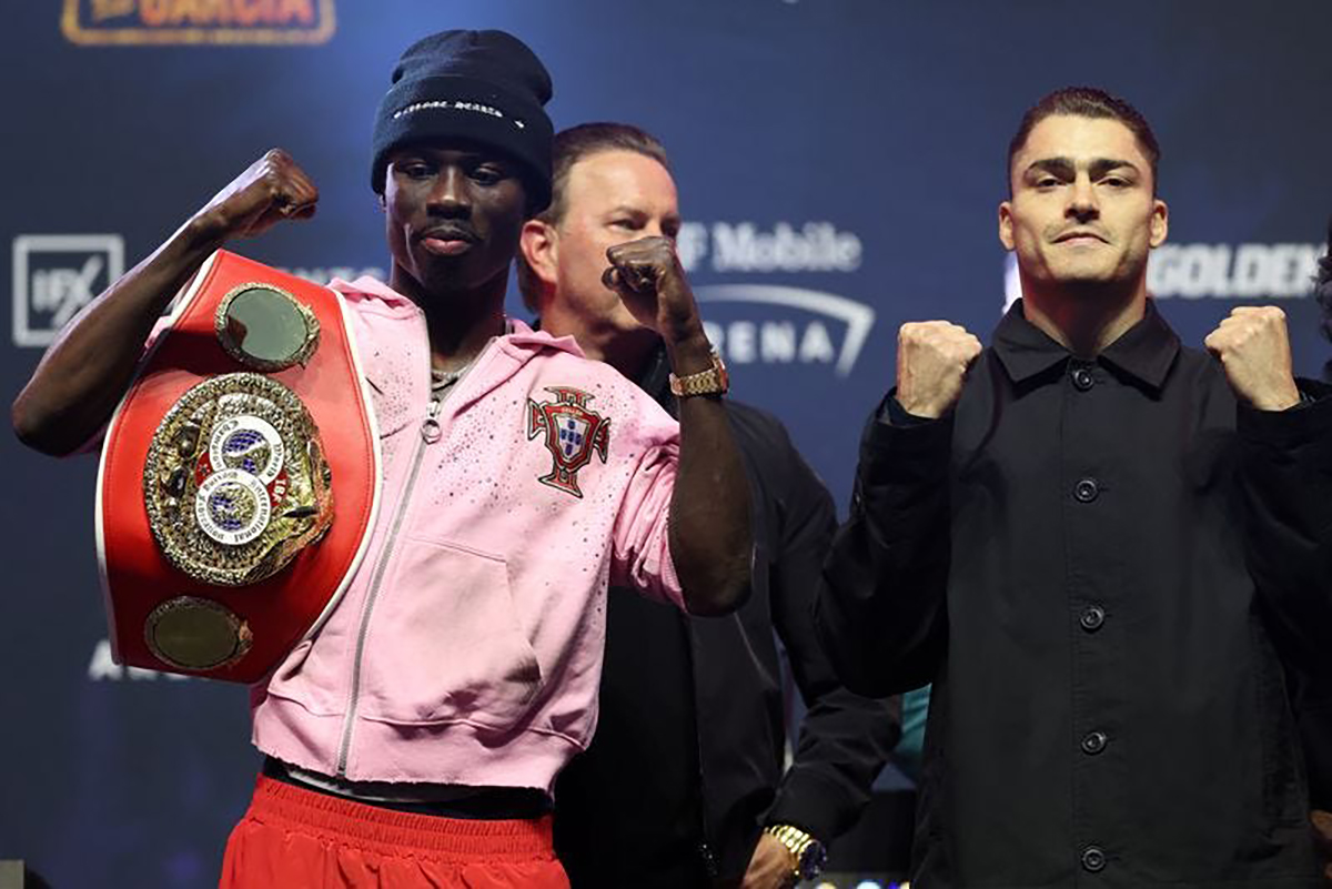 Richardson Hitchins and Oscar Duarte are promising plenty of fireworks if Thursday's news conference is any clue. Photo: Cris Esqueda, Golden Boy Boxing Hitchins vs Duarte