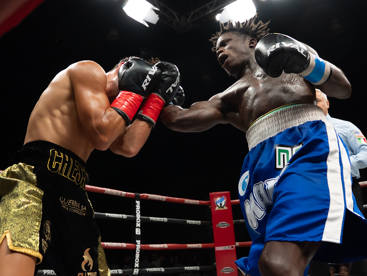 Delvin McKinley won a sensational upset victory in a majority decision. Photo: ProBoxTV ProBox Lopez