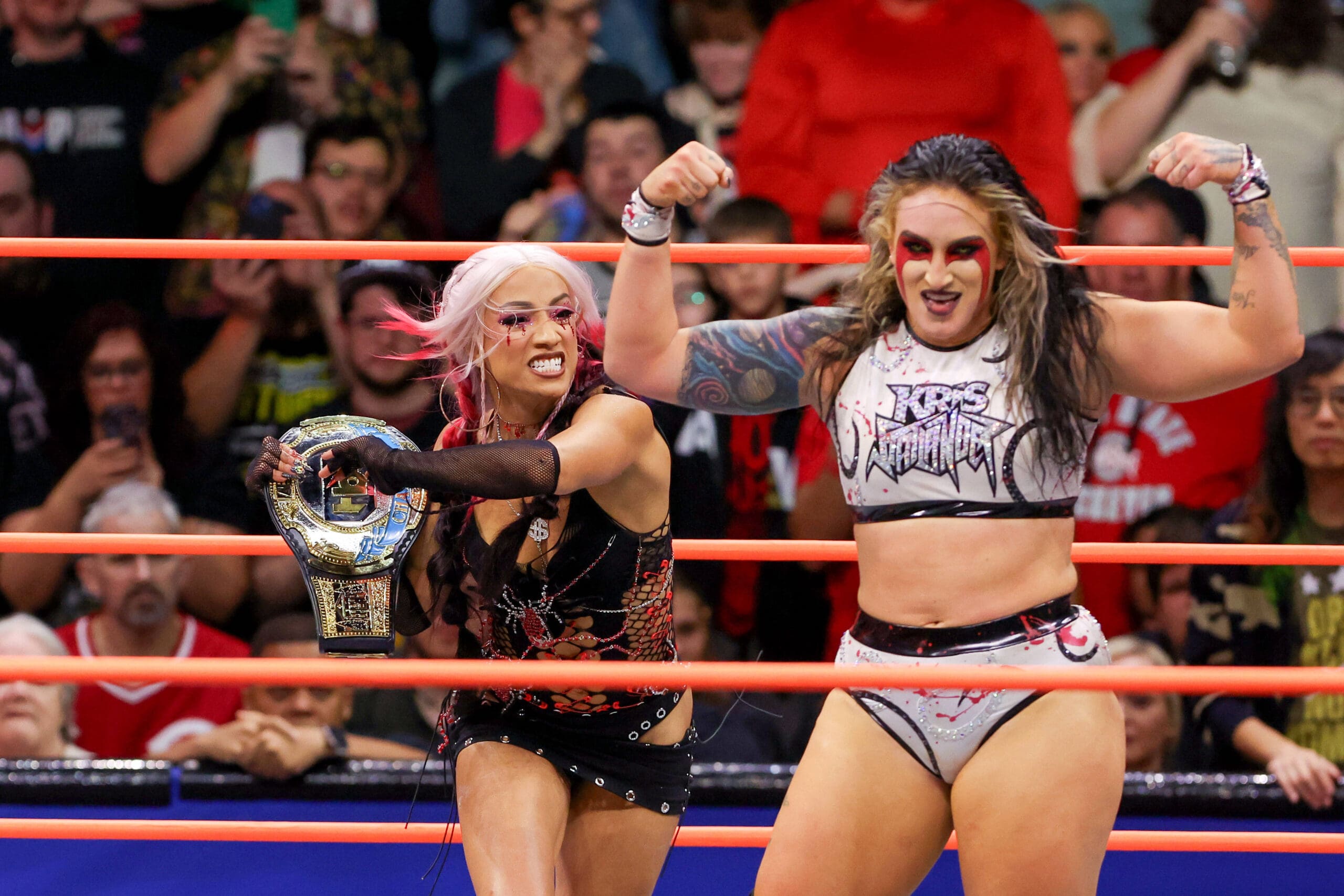 Mercedes Mone/ Sasha Banks